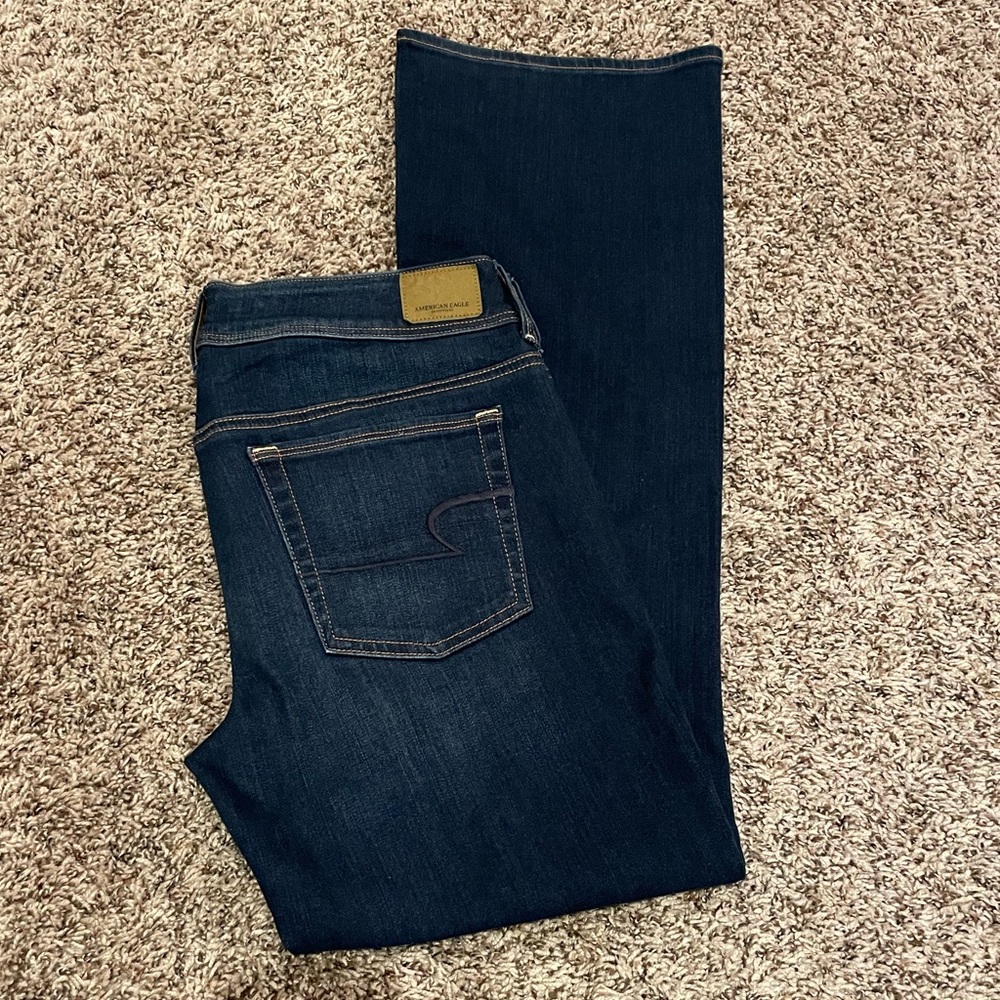 New American Eagle Women’s Super Stretch Kick Boot Size 12 Jeans